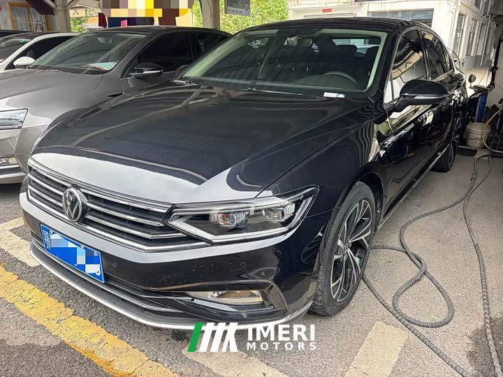 Volkswagen Magotan 330TSI DSG 30th Anniversary Edition - автомобиль из Китая