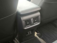 Toyota Venza Hybrid 2.5L E-CVT FWD Luxury - photo 19