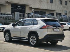 Toyota Venza Hybrid 2.5L E-CVT FWD Luxury - photo 5