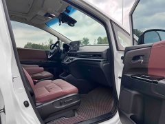 Honda Odyssey 2.0L e:HEV Sharp Prestige Edition - ფოტო 10