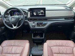 Honda Odyssey 2.0L e:HEV Sharp Prestige Edition - ფოტო 11
