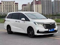 Honda Odyssey 2.0L e:HEV Sharp Prestige Edition - ფოტო 3