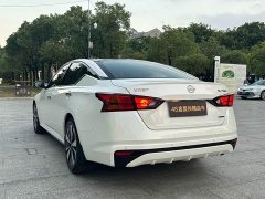 Nissan Teana 2.0L XL Comfort - ფოტო 16