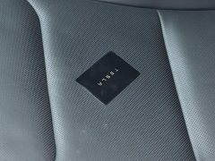 Tesla Model Y Long Range All-Wheel Drive - ფოტო 11