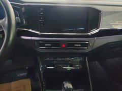 Volkswagen Taos 330TSI FWD Luxury Smart Connect Pro - photo 13