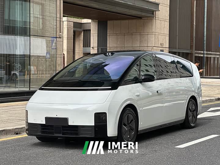 Li Auto MEGA Ultra Smart Refresh Edition - ავტომობილი ჩინეთიდან