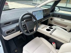 Li Auto MEGA Ultra Smart Refresh Edition - ფოტო 10