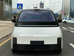 Li Auto MEGA Ultra Smart Refresh Edition - ფოტო 3