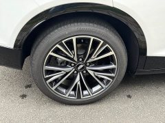 Cadillac GT4 25T Prestige - ფოტო 13