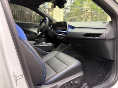 Cadillac GT4 25T Prestige - ფოტო 15