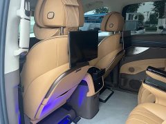 Denza D9 EV 600 AWD Flagship - photo 9