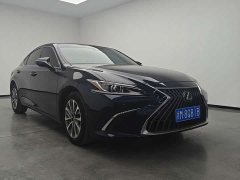 Lexus ES 200 Excellence Edition - photo 2