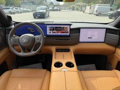 IM Motors Zhiji LS8 52 Max Luxury Six-Seater - ფოტო 6