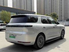 IM Motors Zhiji LS8 52 Max Luxury Six-Seater - ფოტო 8