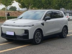 Leapmotor B10 510 Pleasure Edition - ფოტო 1