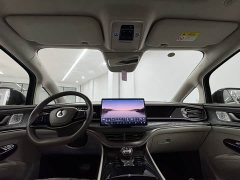 Denza D9 DM-i 945 Luxury - ფოტო 4
