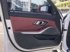 BMW 3 Series 330Li M Sport Night Edition Package - ფოტო 18