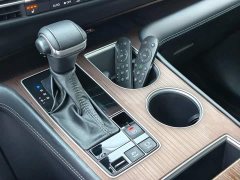 Toyota Grevias 2.5L Hybrid Premium Plus Edition - ფოტო 19