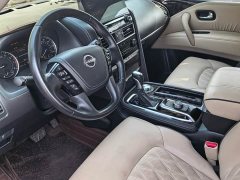 Nissan Pathfinder ARMADA 5.6L Invincible Fleet Platinum Edition - photo 5