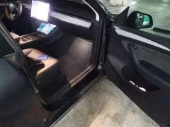 Tesla Model Y Rear-Wheel Drive - ფოტო 19