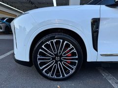 NIO ES8 Six-Seat Executive Signature Edition - ფოტო 10