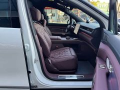NIO ES8 Six-Seat Executive Signature Edition - ფოტო 18
