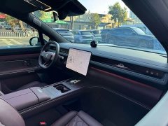 NIO ES8 Six-Seat Executive Signature Edition - ფოტო 19