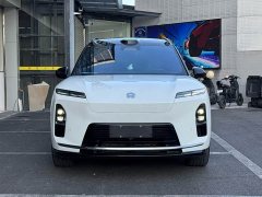 NIO ES8 Six-Seat Executive Signature Edition - ფოტო 3