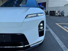 NIO ES8 Six-Seat Executive Signature Edition - ფოტო 9