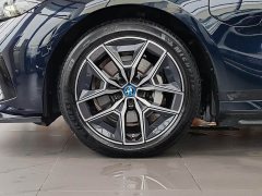 BMW i5 eDrive 35L M Sport Package - ფოტო 17