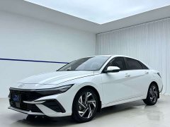 Hyundai Elantra 1.5L CVT Luxury - ფოტო 1