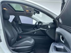 Hyundai Elantra 1.5L CVT Luxury - ფოტო 8