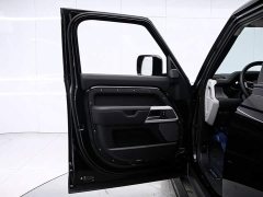 Land Rover Defender 110 3.0T P400 XS - фото 7