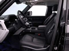 Land Rover Defender 110 3.0T P400 XS - фото 9