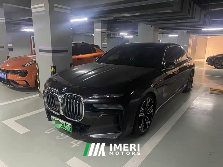 BMW i7 eDrive50L M Sport Luxury Package - ავტომობილი ჩინეთიდან