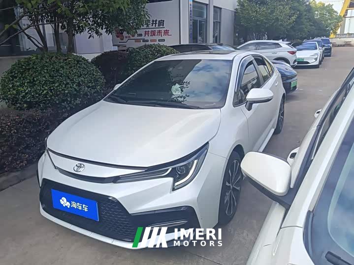 Toyota Corolla 1.8L CVT Sport - автомобиль из Китая