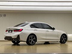 BMW 3 Series 325i M Sport Package - ფოტო 18