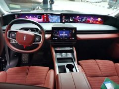 Lincoln Explorer 2.0T AWD Intelligent Hybrid Edition - ფოტო 10