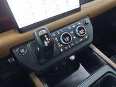 Land Rover Defender 130 3.0T P400 X - photo 18