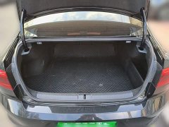 Volkswagen Magotan 330TSI DSG Advance - ფოტო 15