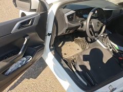 Volkswagen Polo Plus 1.5L Automatic Panoramic Sunroof Comfort Edition - ფოტო 17