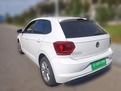 Volkswagen Polo Plus 1.5L Automatic Panoramic Sunroof Comfort Edition - ფოტო 4
