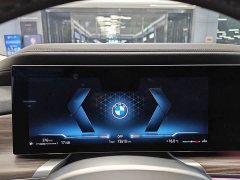 BMW 7 Series 735Li M Sport Package - ფოტო 9