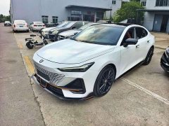 Changan UNI-V 1.5T Sport Edition - ფოტო 1