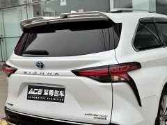 Toyota Sienna 2.5L Hybrid Premium Edition - ფოტო 9