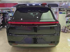 Li Auto L8 Max Intelligent Refresh Edition - ფოტო 14
