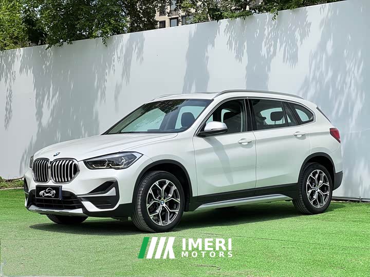BMW X1 sDrive20Li fashionable