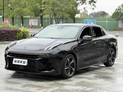 Lynk & Co 03 1.5T DCT Pro - ფოტო 1