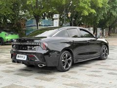 Lynk & Co 03 1.5T DCT Pro - ფოტო 3