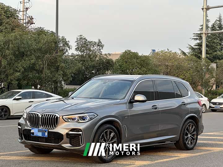 BMW X5 Facelift xDrive 30Li M Sport Premium Package - ავტომობილი ჩინეთიდან